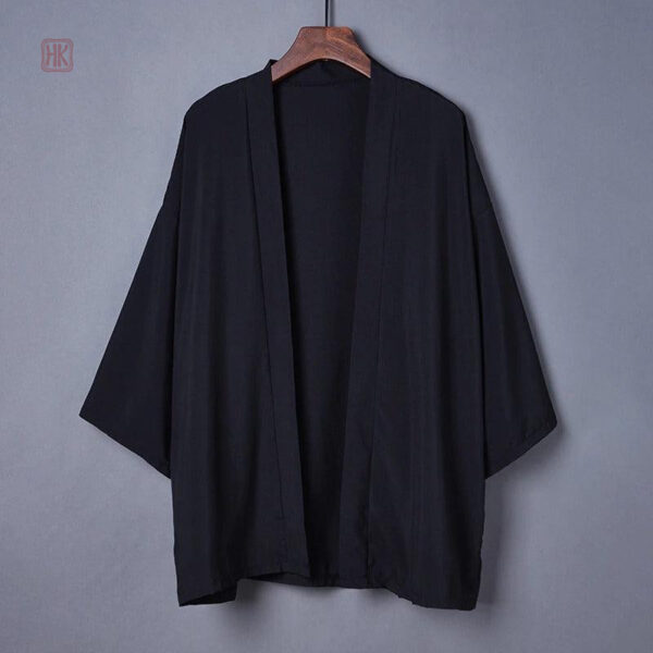 Kimono noir pour un look décontracté