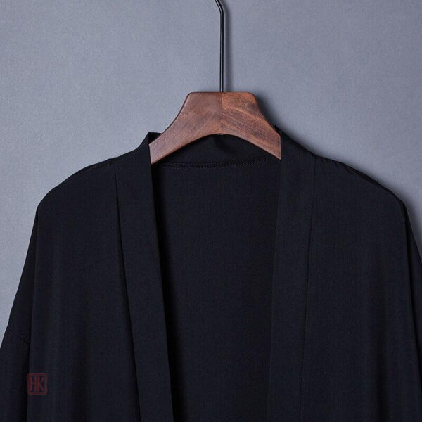 Kimono noir tendance pour toutes occasions