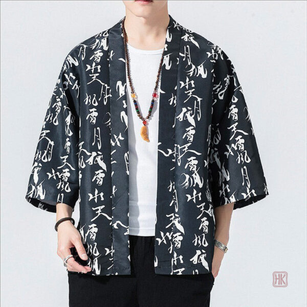 Veste kimono homme, design Kanji en noir élégant