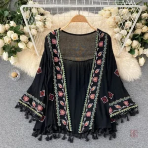 Kimono noir boho avec broderies élégantes