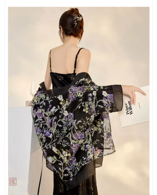 Veste femme noire, style kimono, motifs fleuris