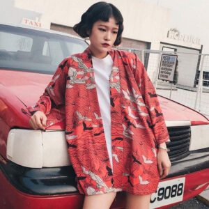 Veste kimono rouge pour femme élégante