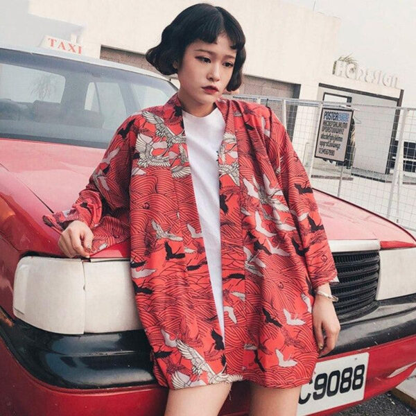 Veste kimono rouge pour femme élégante