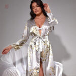 Veste Kimono satinée, style chic et confortable