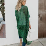 Kimono féminin vert, élégant et décontracté