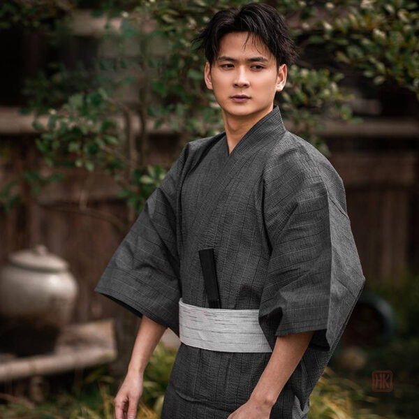 Yukata long noir pour homme, style traditionnel japonais